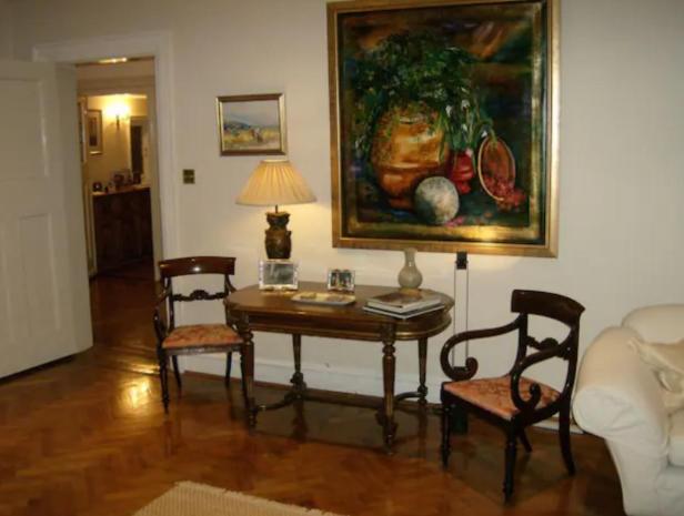 Coach House Villa Woking Eksteriør bilde